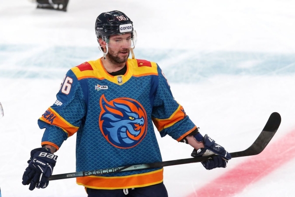 Александр Бурмистров подписал контракт с Цинциннати Сайклонс из ECHL, зачем, подробности выбора